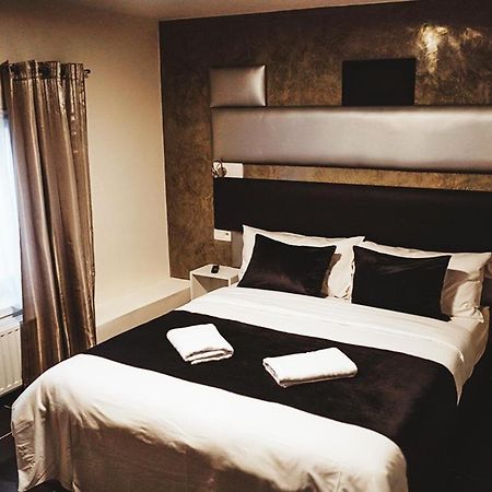 Hotel Onyx Expo Jette Екстериор снимка